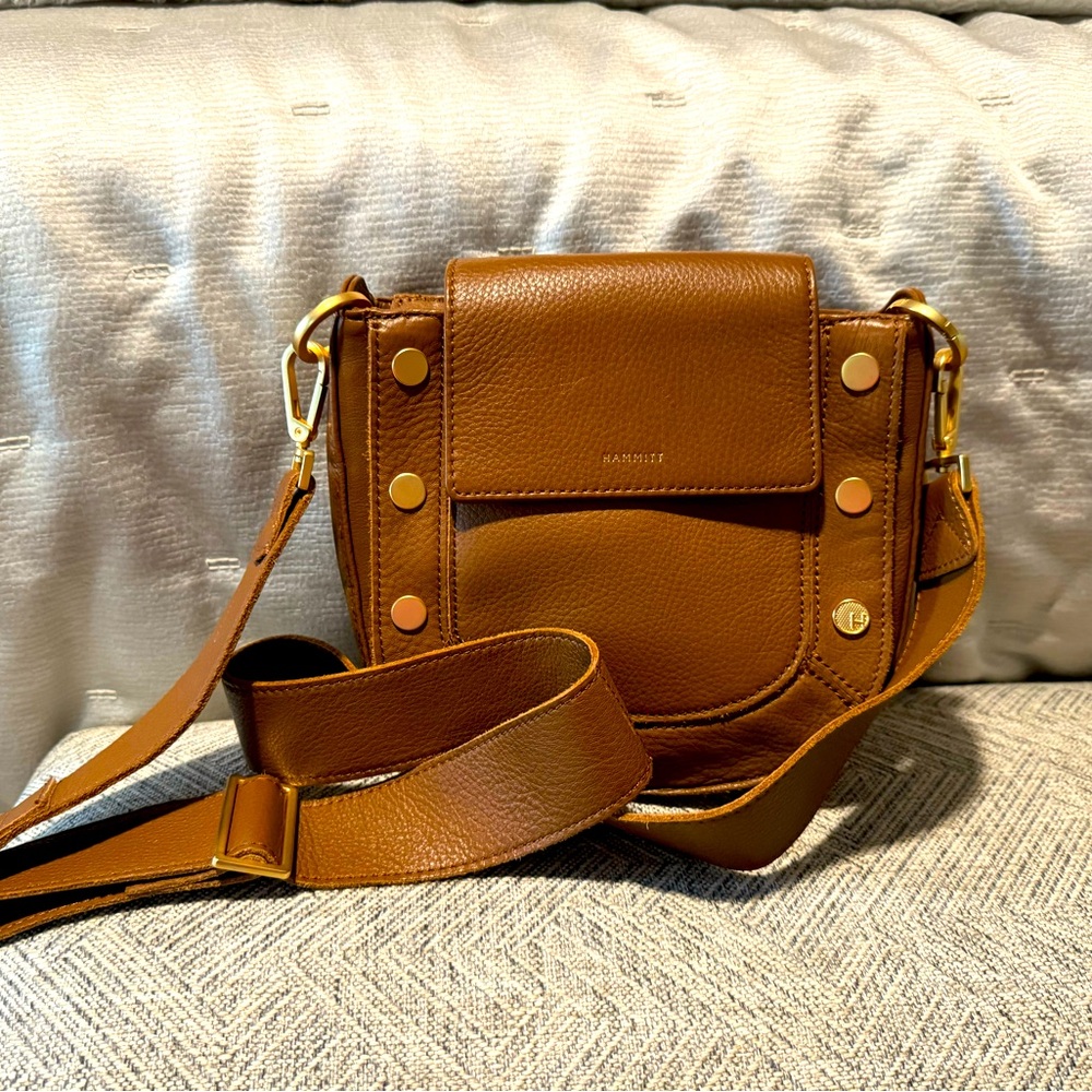 HAMMIT KAYCE SADDLE MEDIUM CROSSBODY PURSE